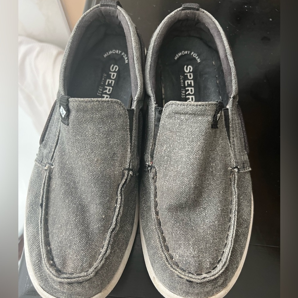 Sperry loafer men’s size 9